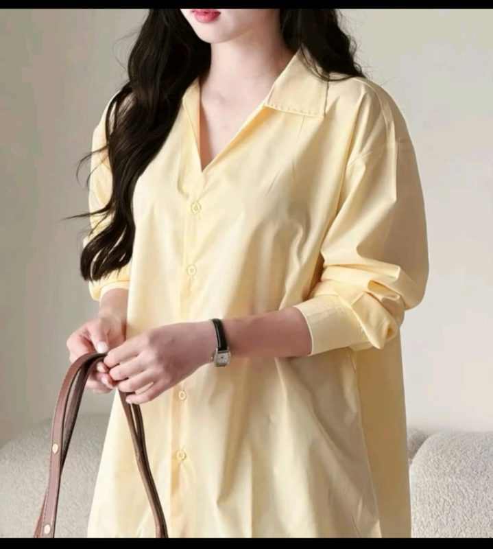 Áo - sơ -mi -cổ -khoét -V