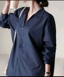 Áo - sơ -mi -cổ -khoét -V