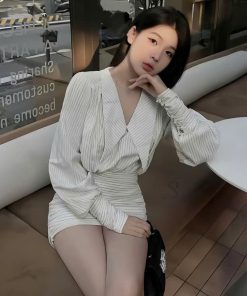 Áo - sơ -mi -cổ -trụ -tay- bồng