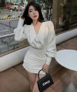 Áo - sơ -mi -cổ -trụ -tay- bồng
